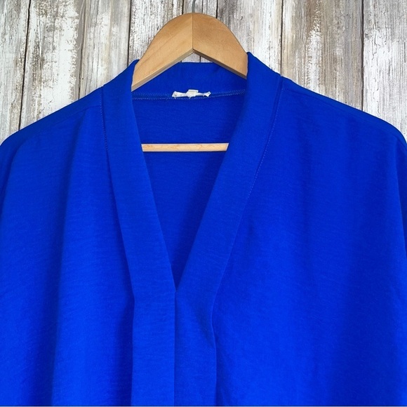 Jodifl Solid Blue Blouse - Picture 2 of 4